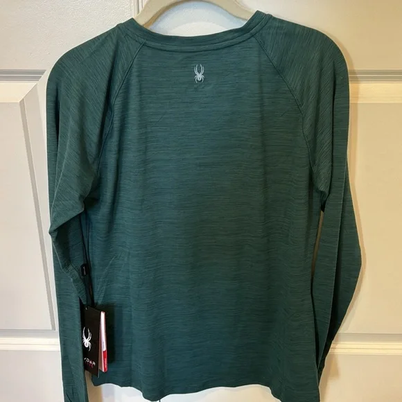 Soft, green long sleeve - Picture 4 of 6